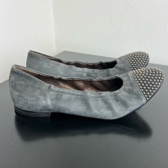 AGL Flats - Picture 1 of 5